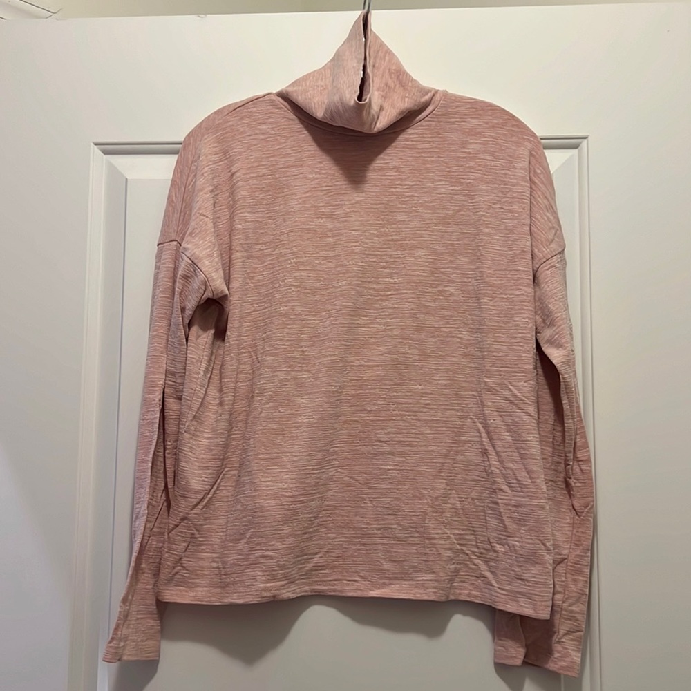 Madewell long sleeved, light weight turtleneck